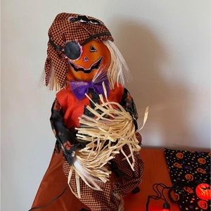 Super cute Halloween grouping !